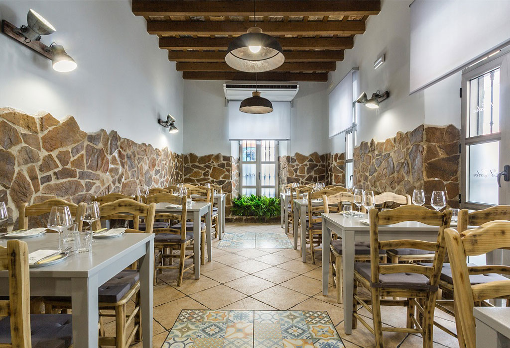 Proyecto U. EL CALVO | 2024 | Restaurante